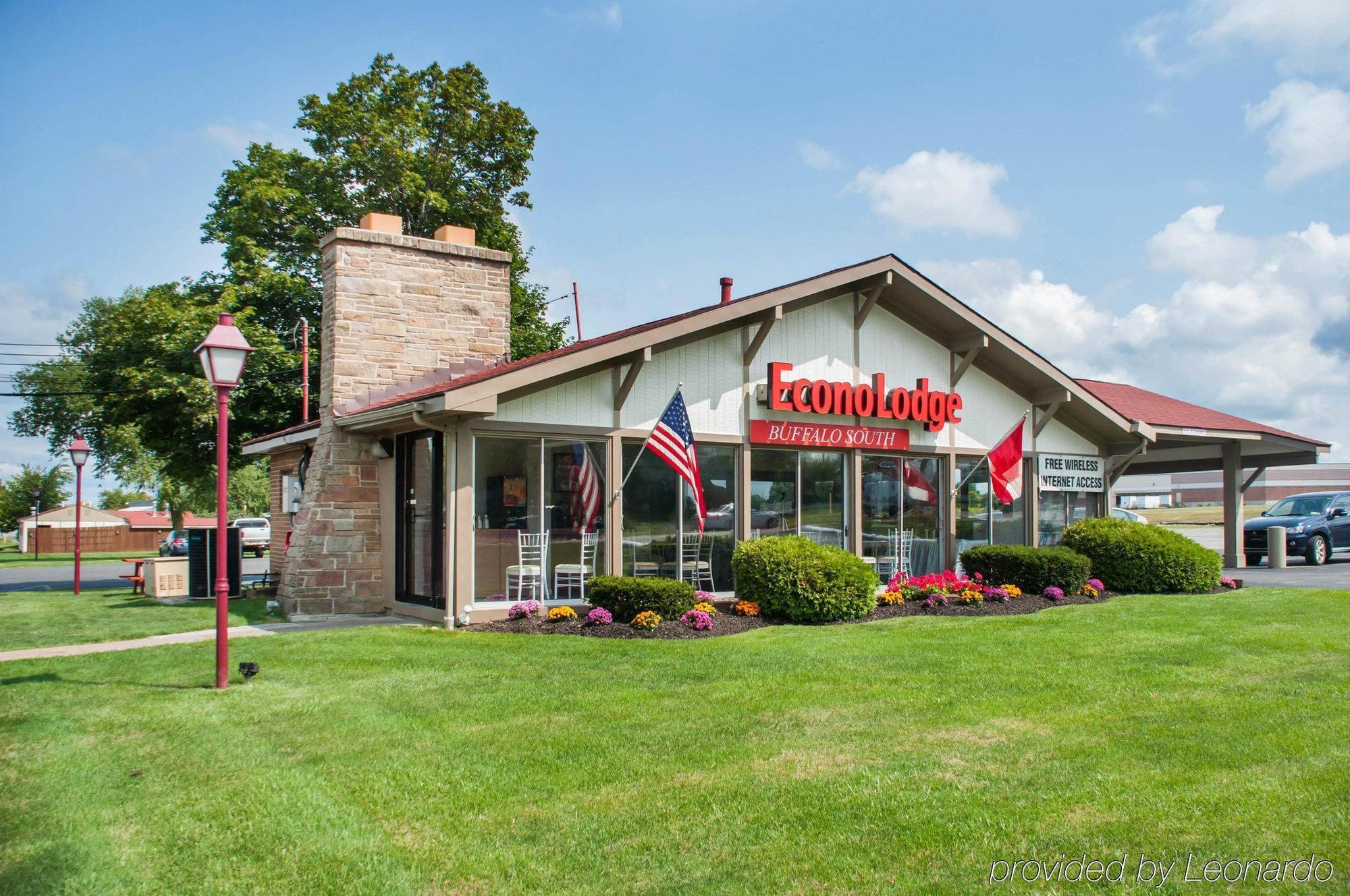 Econo Lodge Buffalo South Blasdell Екстер'єр фото