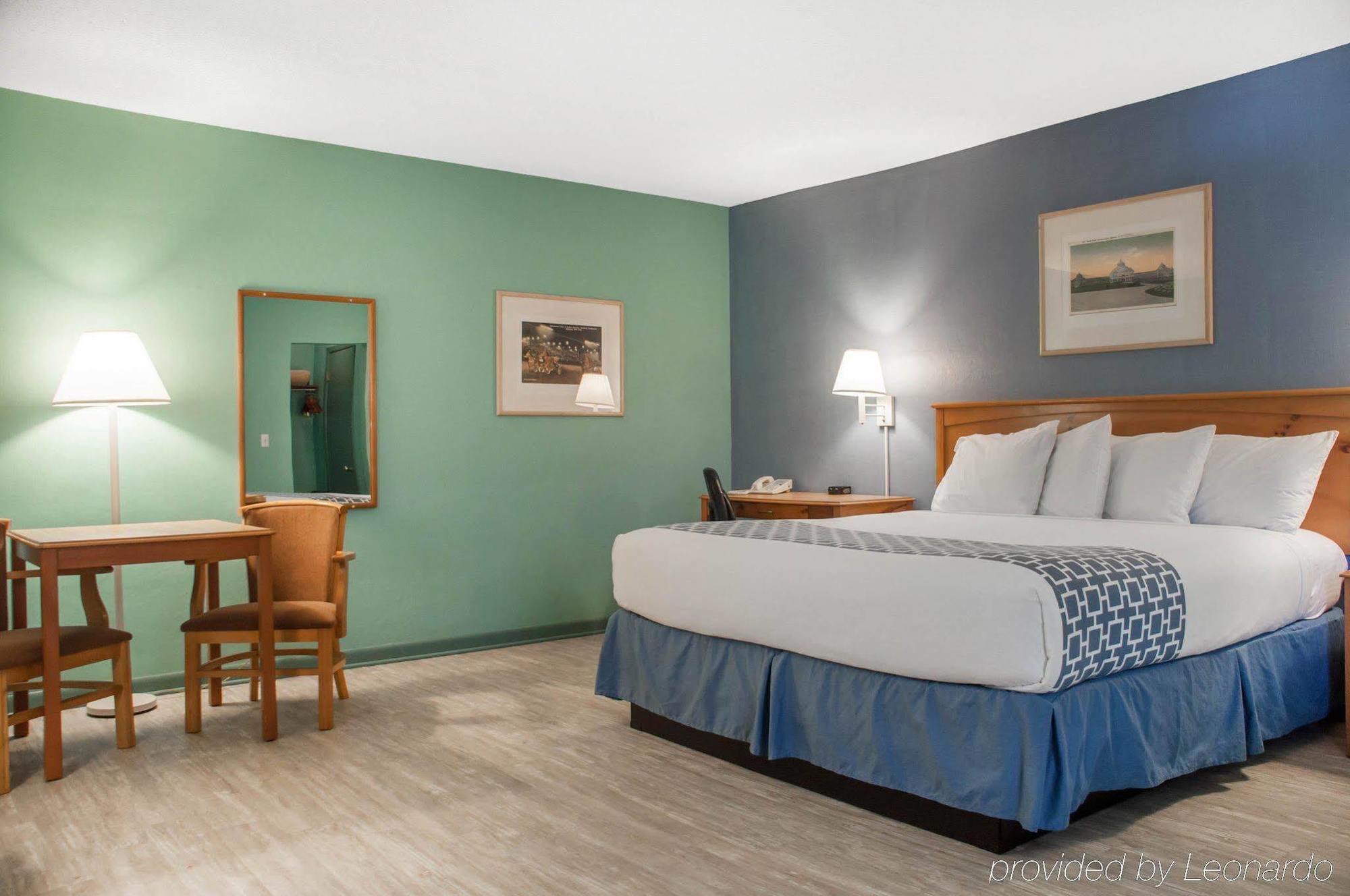 Econo Lodge Buffalo South Blasdell Екстер'єр фото