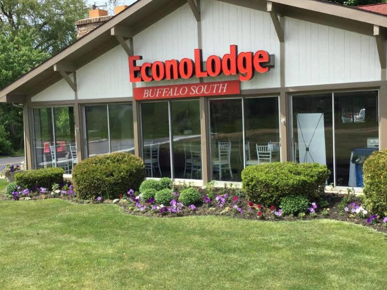 Econo Lodge Buffalo South Blasdell Екстер'єр фото