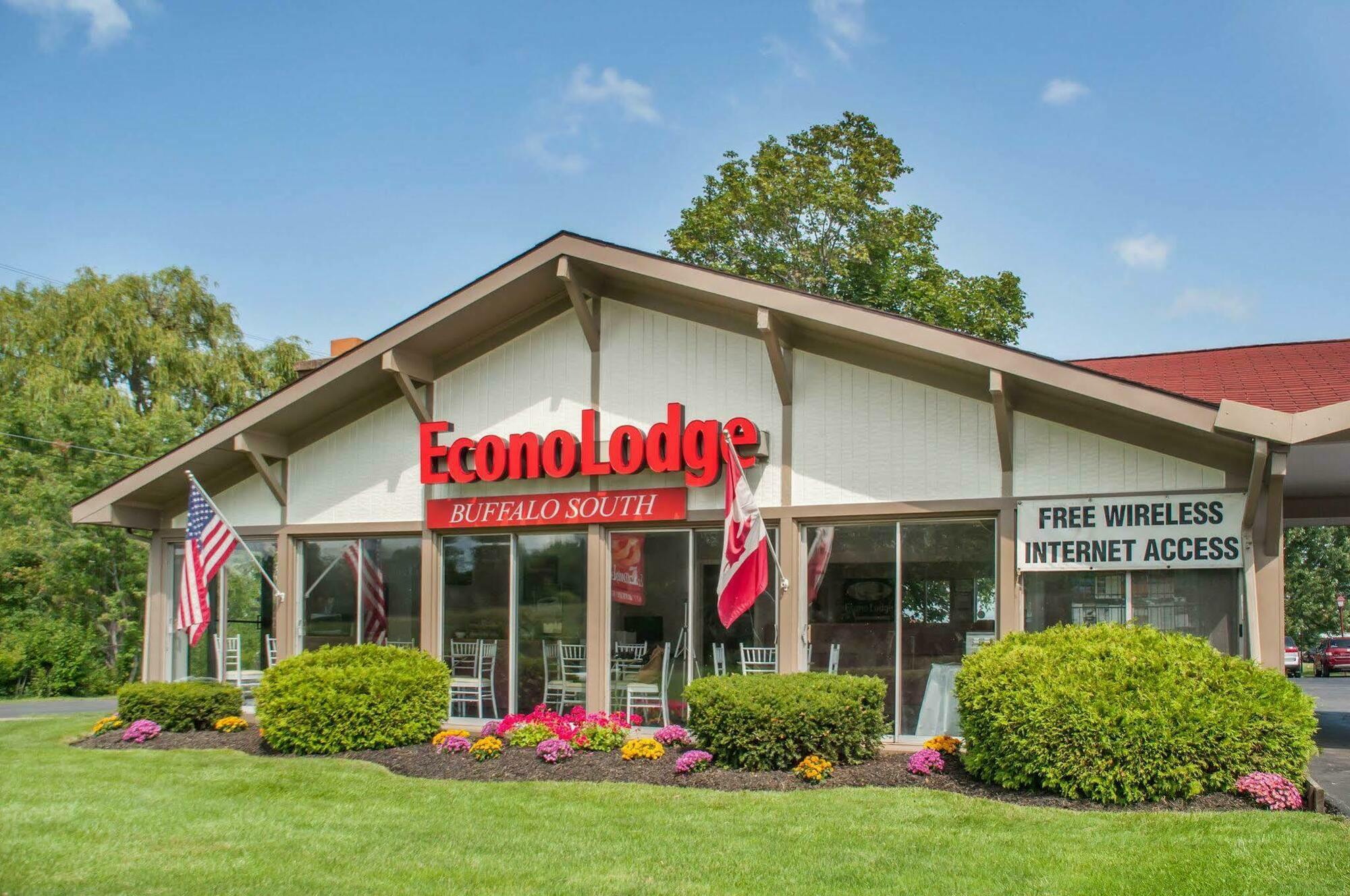 Econo Lodge Buffalo South Blasdell Екстер'єр фото