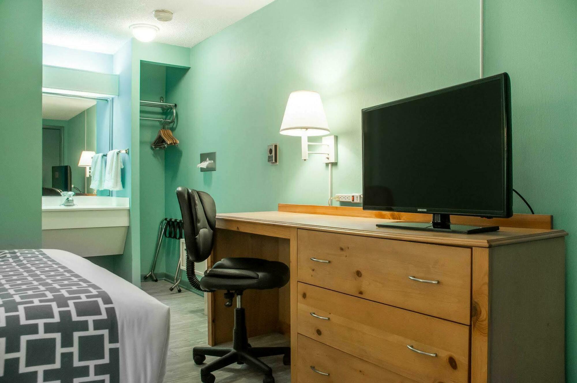 Econo Lodge Buffalo South Blasdell Екстер'єр фото